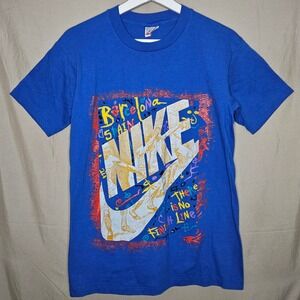 Vintage‎ Nike Barcelona Spain Graphic T-Shirt